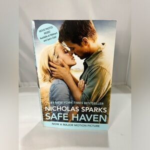 NTM Nicholas Sparks Paperback #1 Bestseller Book Safe Haven